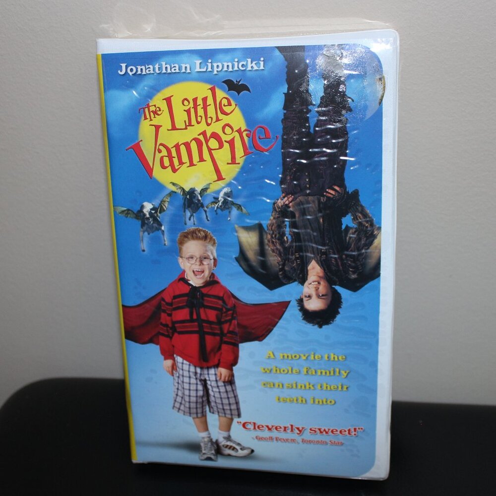 3/$55❤️LITTLE VAMPIRE 2000 Alliance Canada Clamshell VHS 2001 Jonathan Lipnicki